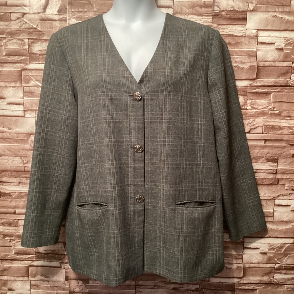 Alfred dunner Chic Blazer with Button Details